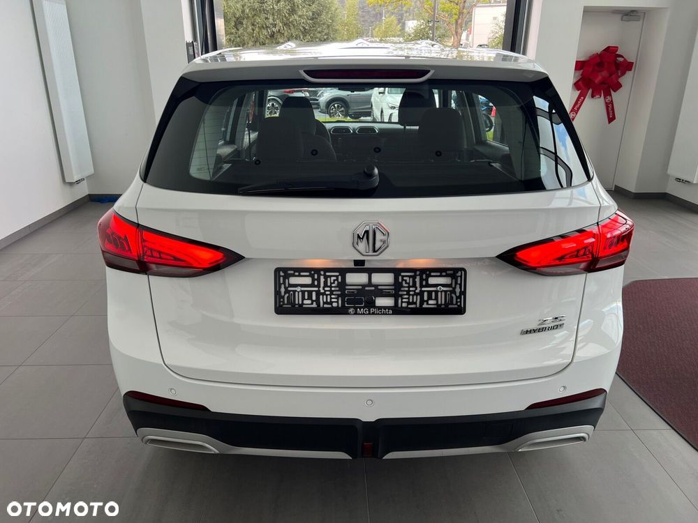 MG ZS Hybrid+ - 9