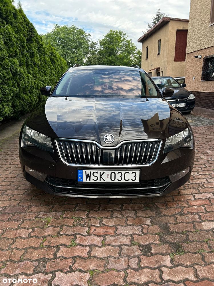 Skoda Superb 2.0 TDI DSG Active - 3