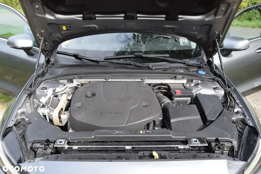 Volvo V60 D3 AWD Geartronic Momentum - 25