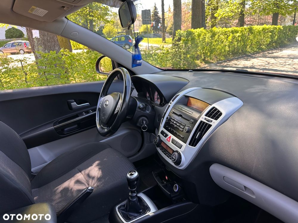 Kia Ceed 1.6 CVVT EX - 23