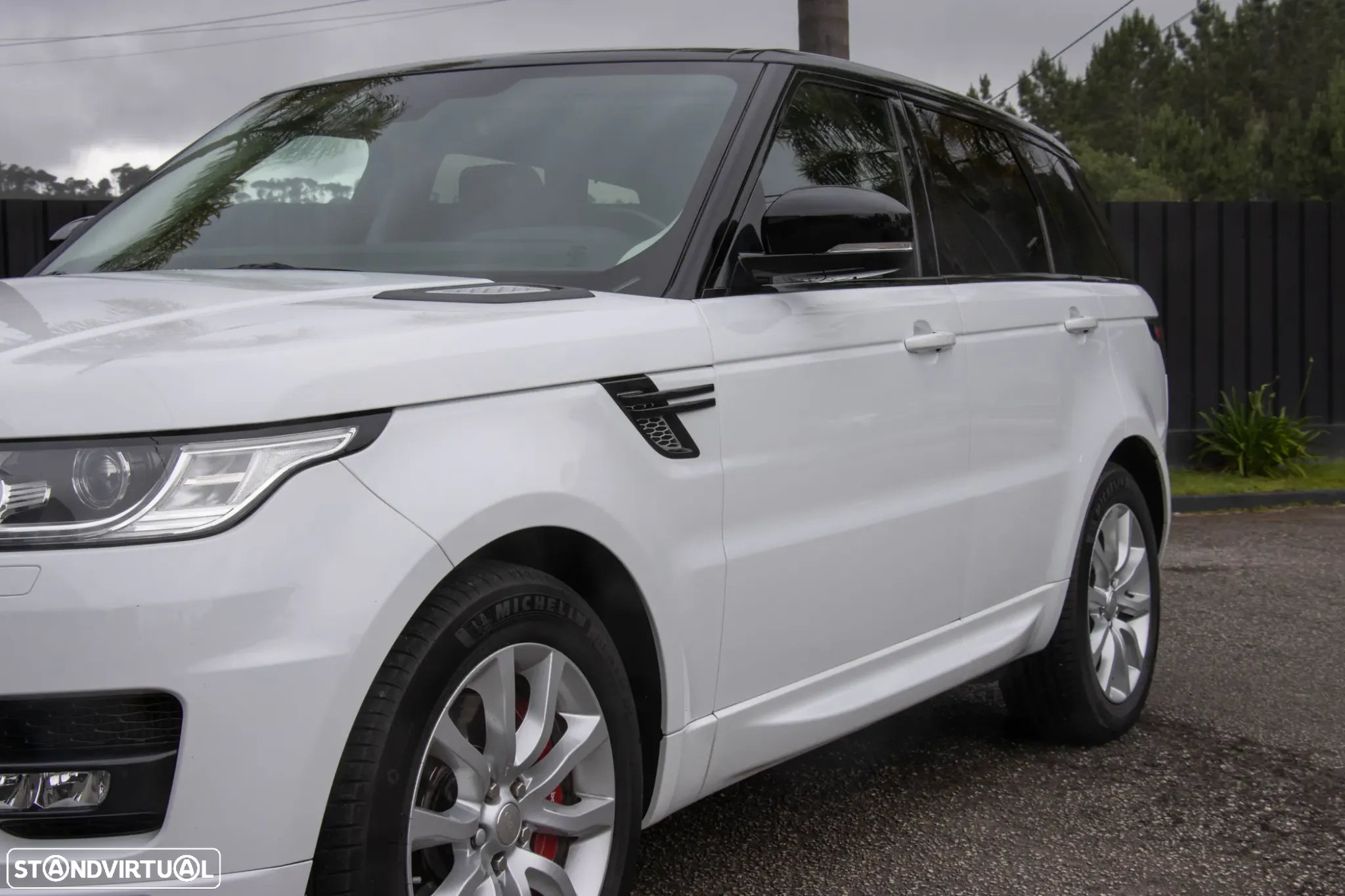 Land Rover Range Rover 4.4 SDV8 Autobiography - 17