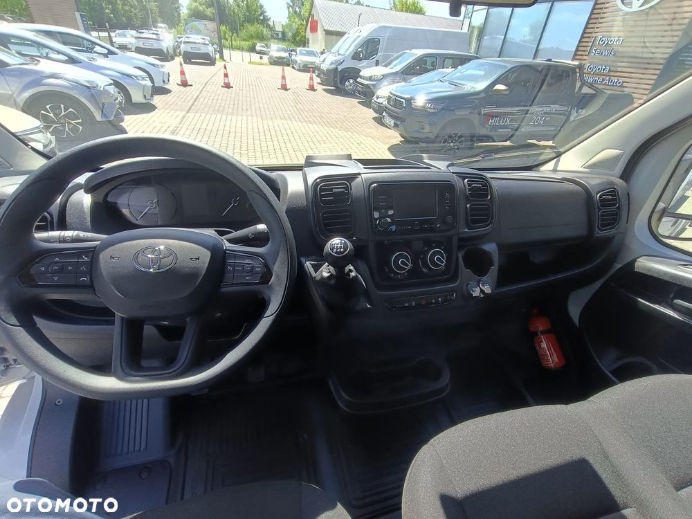 Toyota Proace MAX - 8