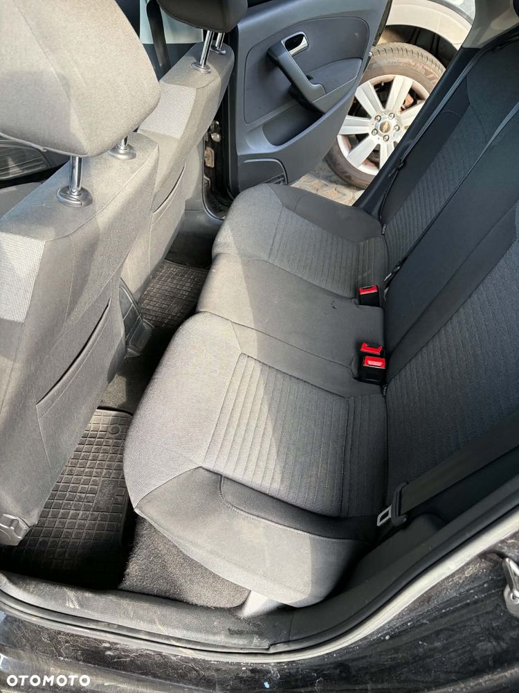 Volkswagen Polo - 8