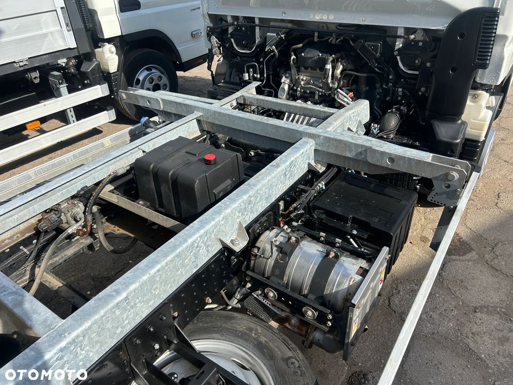 Mitsubishi FUSO CANTER 7C18 / WYWROTKA 3-STRONNA / 2 SZTUKI / TYLKO 12 TYS. KM PRZEBIEGU / POLSKI SALON / PRAWO JAZDY KATEGORIA "C' Z TACHOGRAFEM / DUŻA ŁADOWNOŚĆ 4075 KG !! - 22