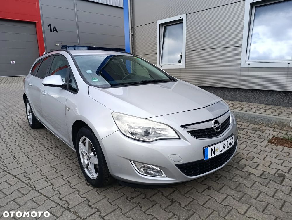 Opel Astra 1.4 Turbo 150 Jahre - 15