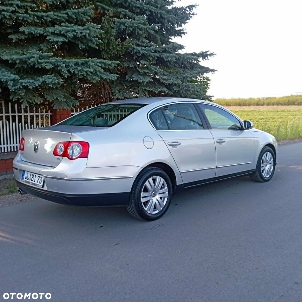 Volkswagen Passat 1.8 TSI Comfortline - 8