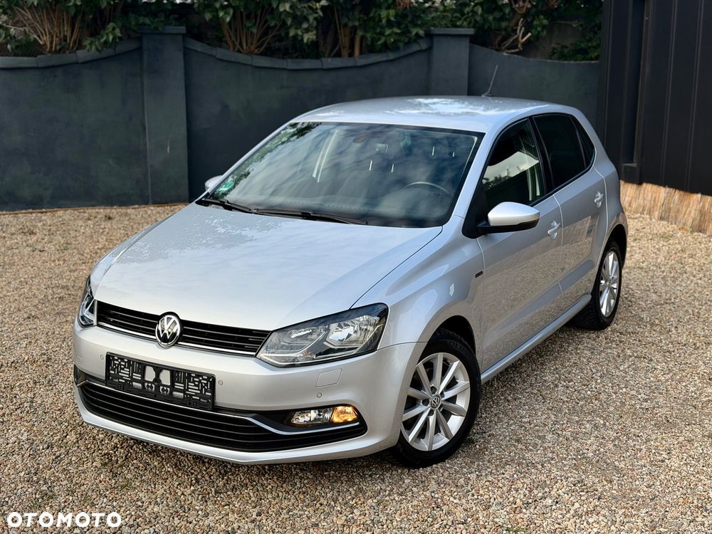 Volkswagen Polo 1.2 TSI Blue Motion Technology Lounge - 2