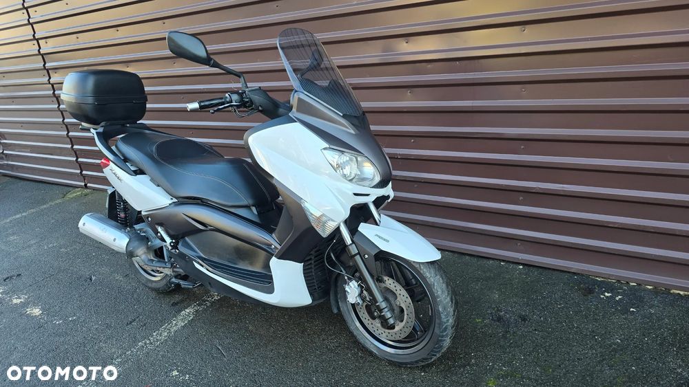 Yamaha X-max - 8