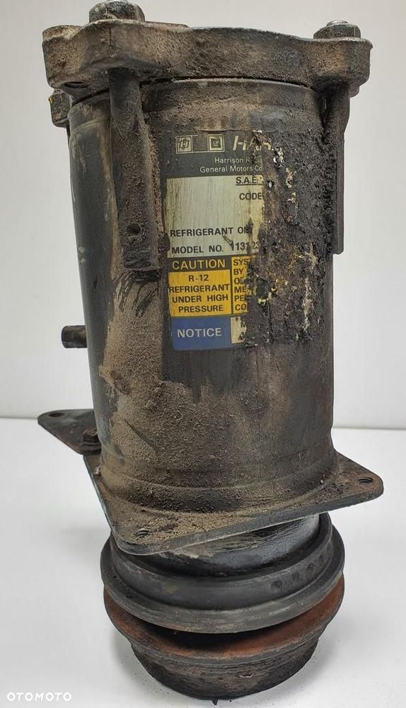 SPRĘŻARKA KLIMATYZACJI MERCEDES W126 3.8 V8 - 6