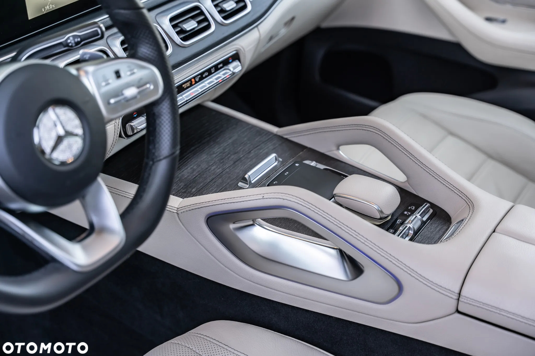 Mercedes-Benz GLS 400 d 4-Matic - 25