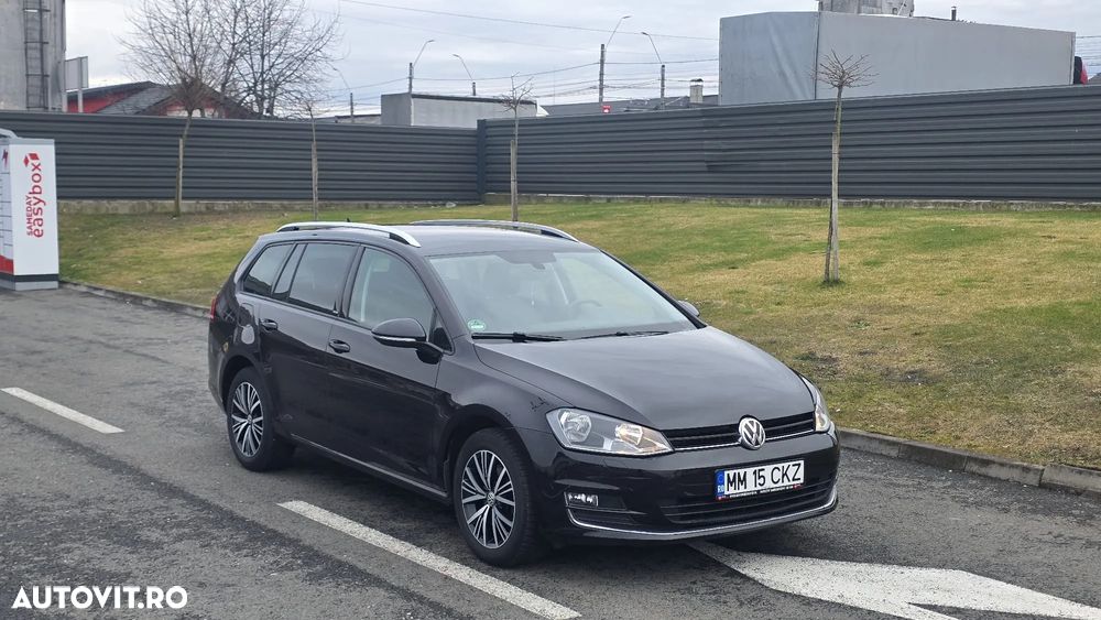 Volkswagen Golf 2.0 TDI Highline - 16