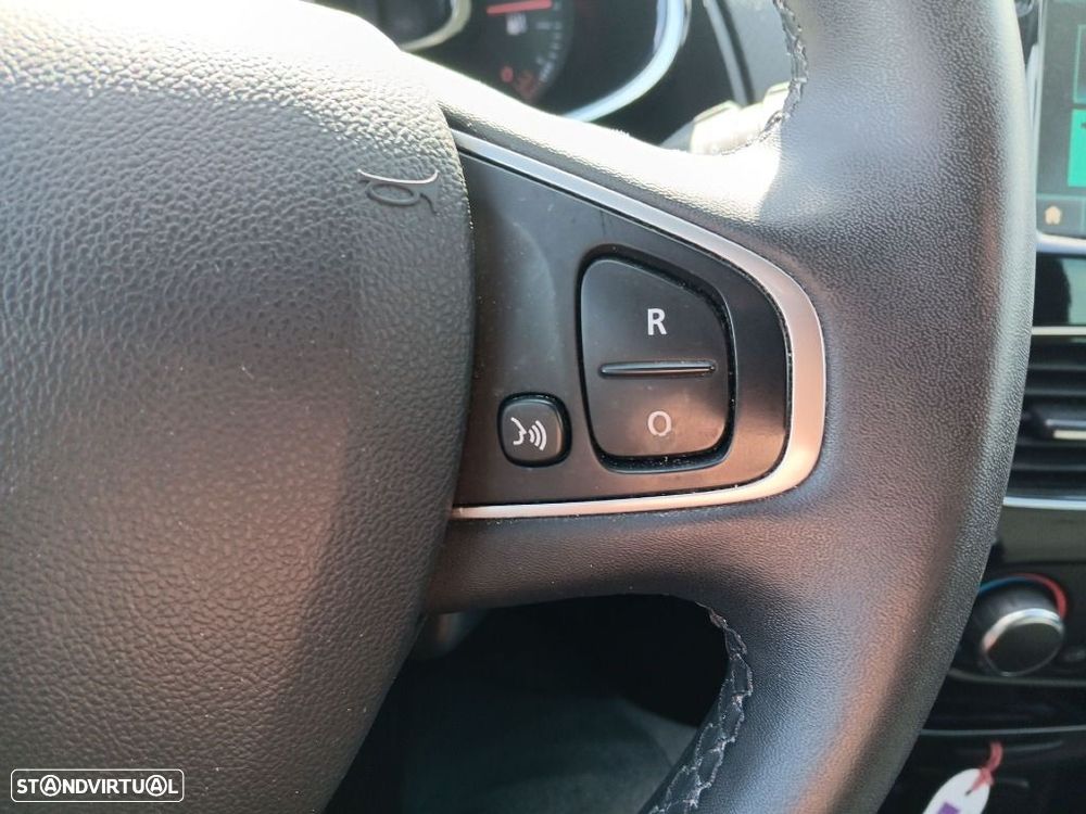 Renault Clio 0.9 TCe Limited - 18