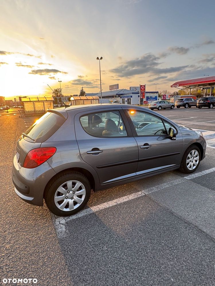 Peugeot 207 1.4 nICE - 7
