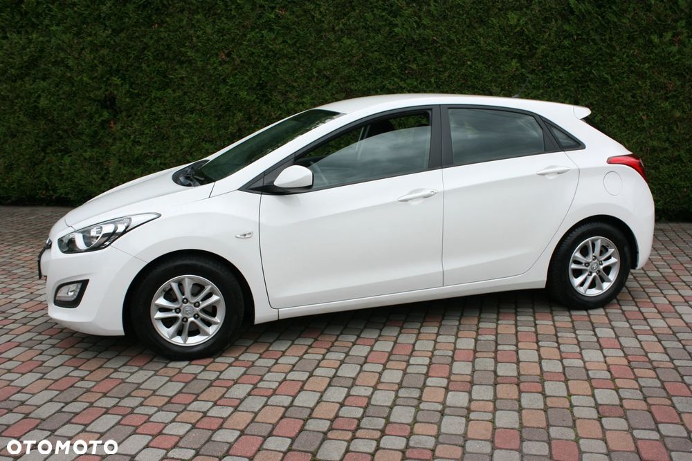 Hyundai i30 1.4 Fifa World Cup Edition - 12