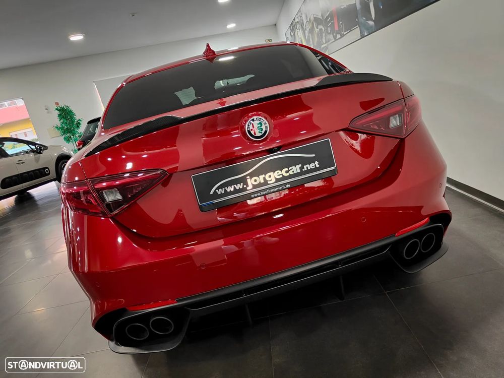 Alfa Romeo Giulia 2.9 Bi-Turbo Quadrifoglio AT8 - 30