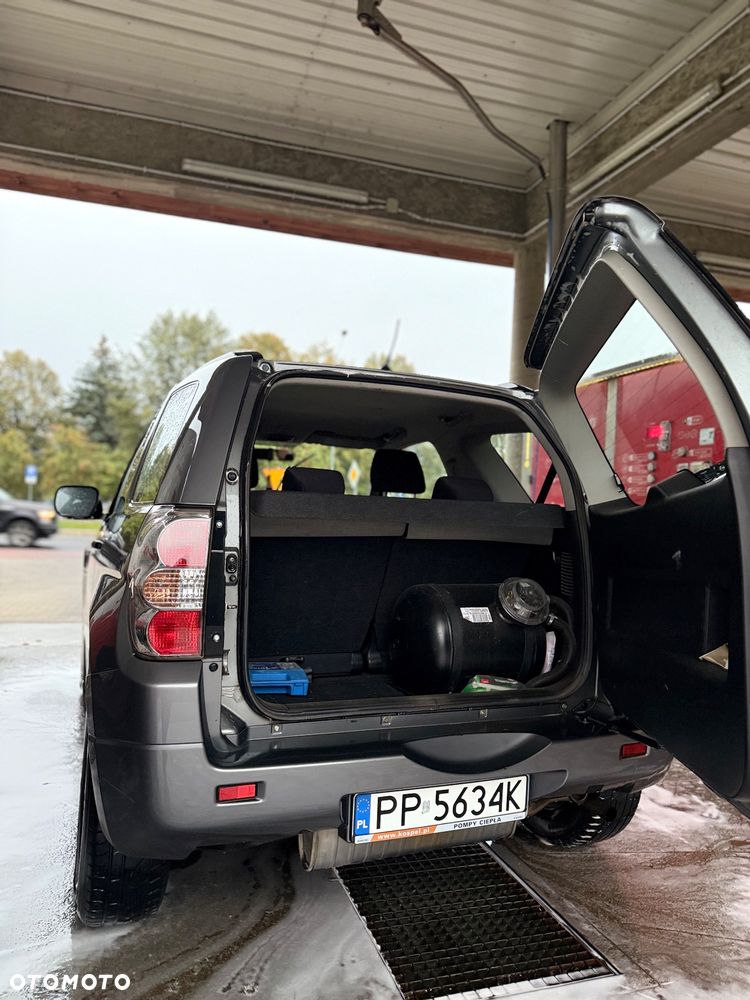 Suzuki Grand Vitara 1.6 - 15