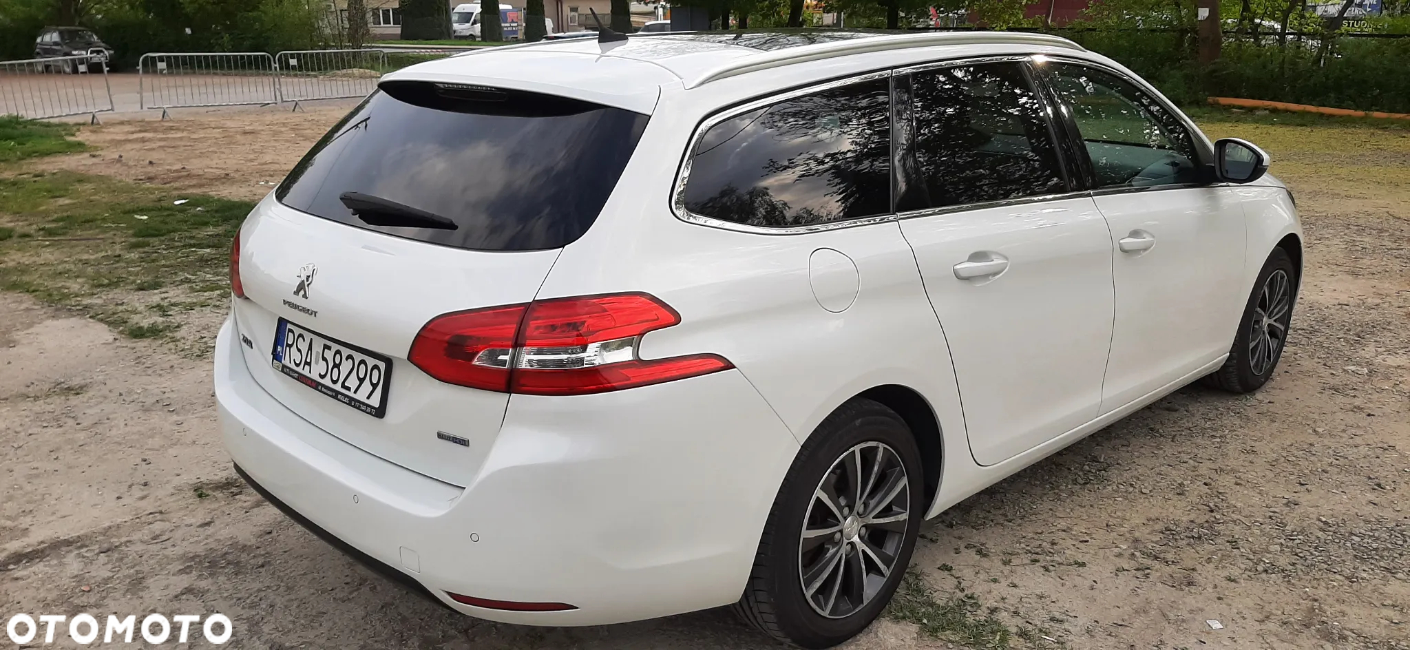 Peugeot 308 2.0 BlueHDi Allure S&S - 10