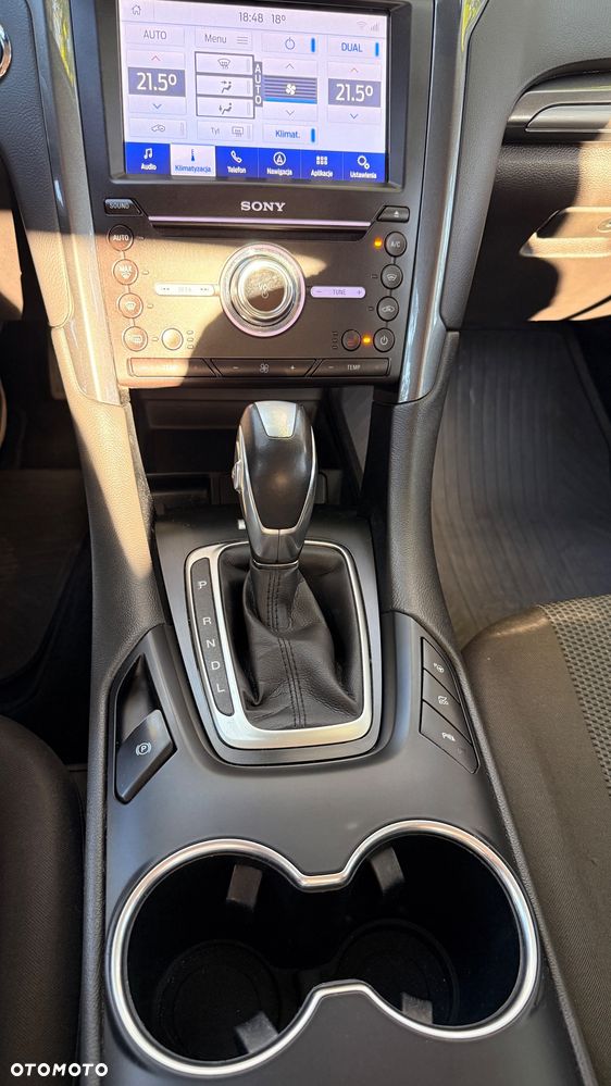 Ford Mondeo 2.0 Hybrid Titanium GPF - 21