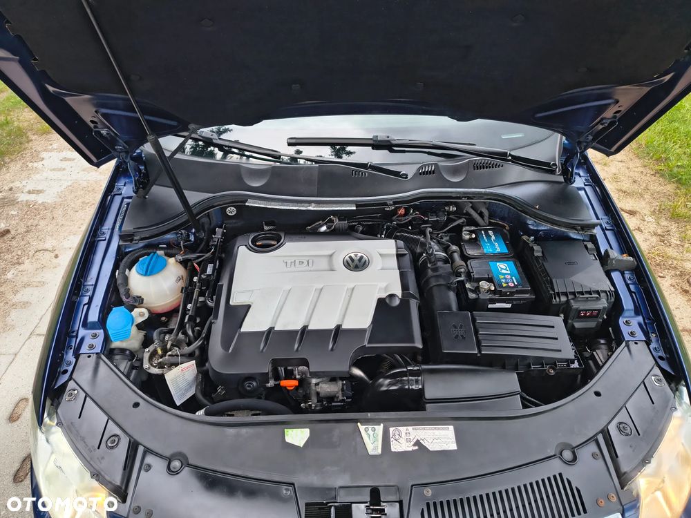 Volkswagen Passat 2.0 TDI BlueMotion Technology Comfortline - 15