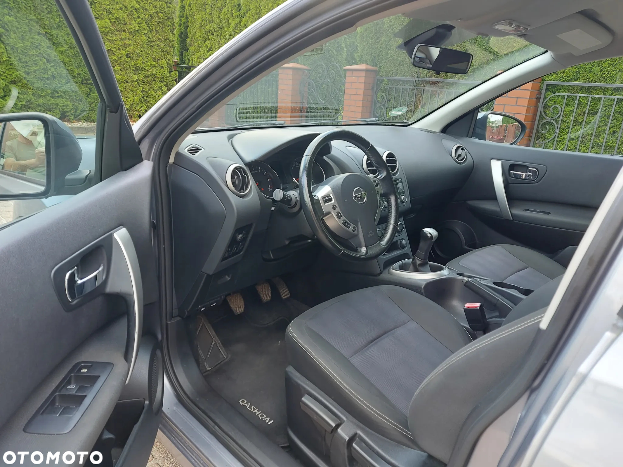 Nissan Qashqai 1.6 visia - 9