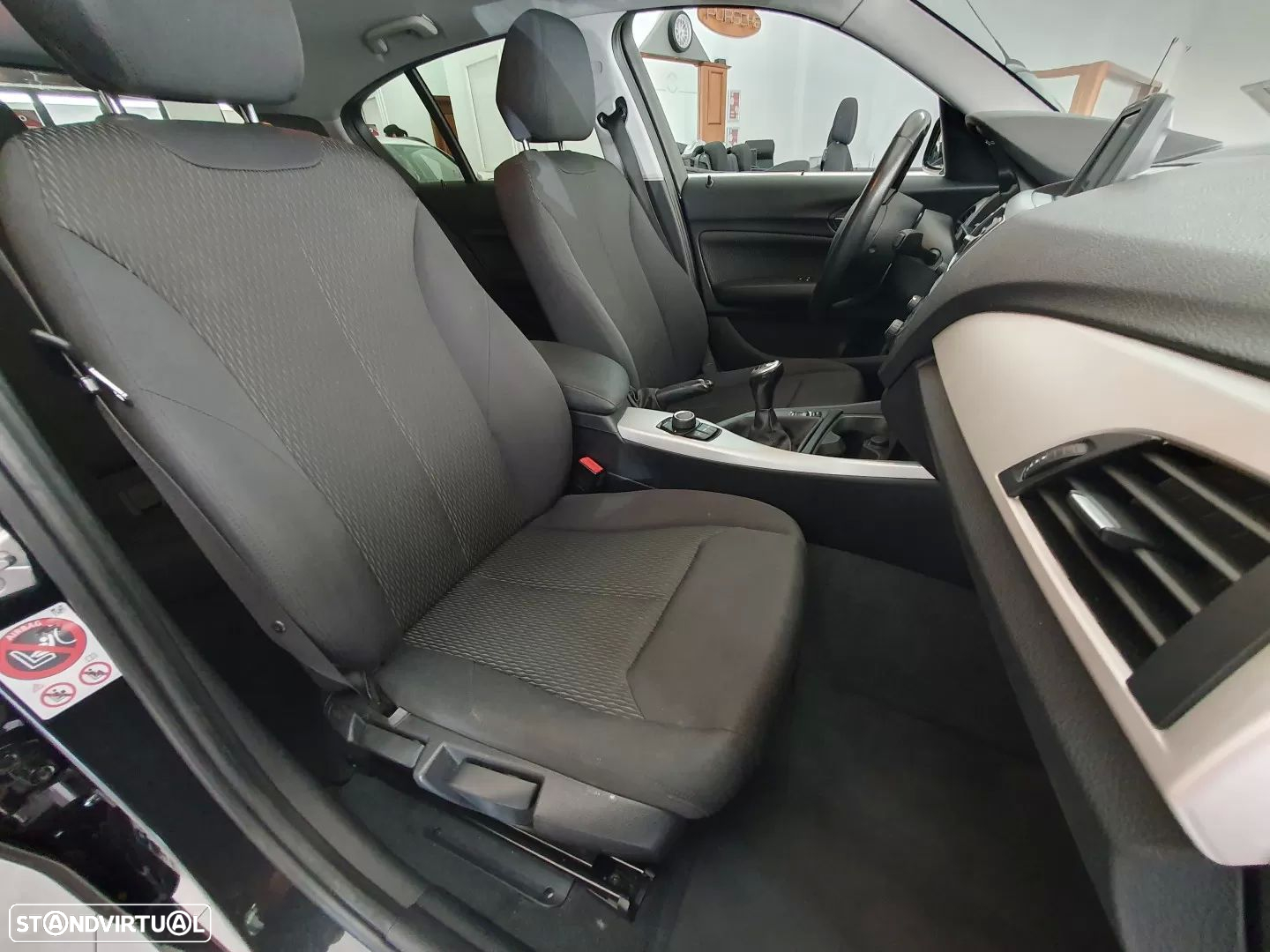 BMW 116 d EfficientDynamics - 21