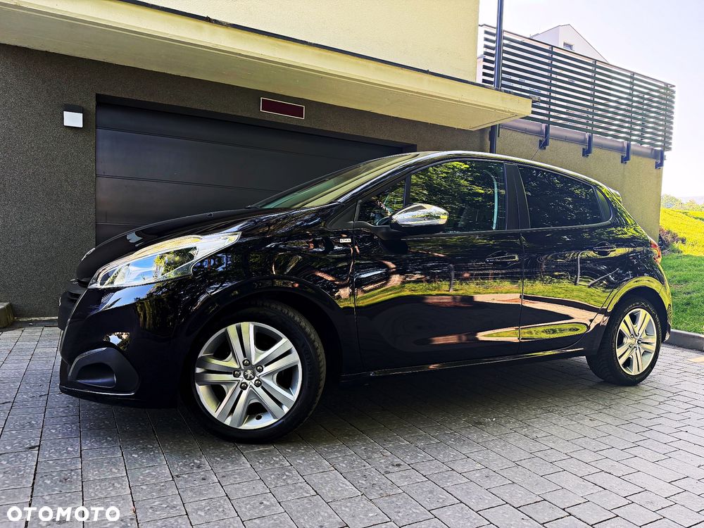 Peugeot 208 1.2 VTi Style - 17