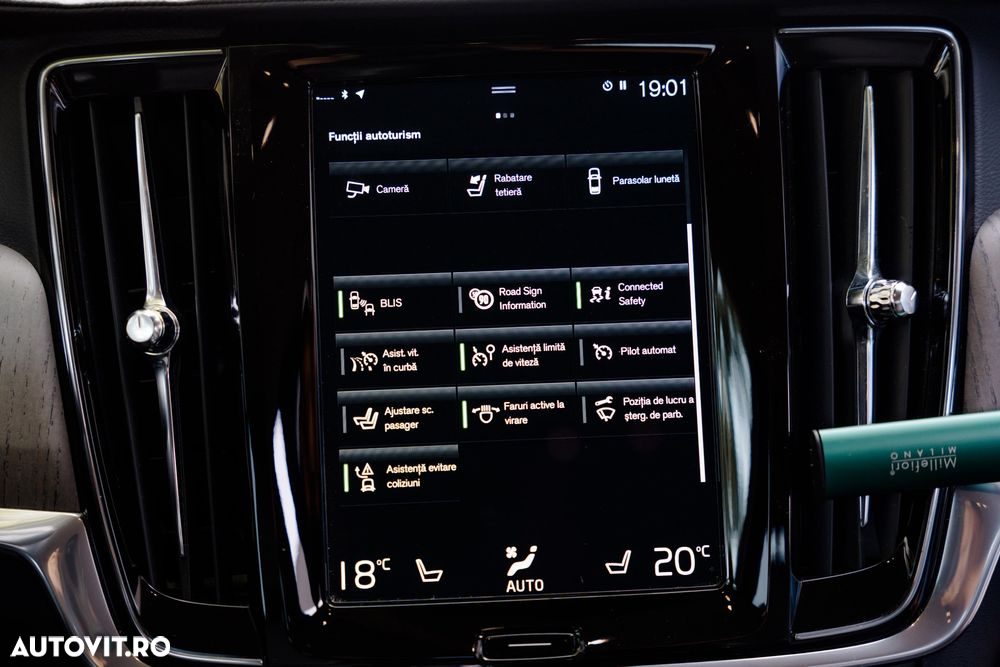 Volvo S90 T8 Recharge AWD Geartronic Inscription - 29