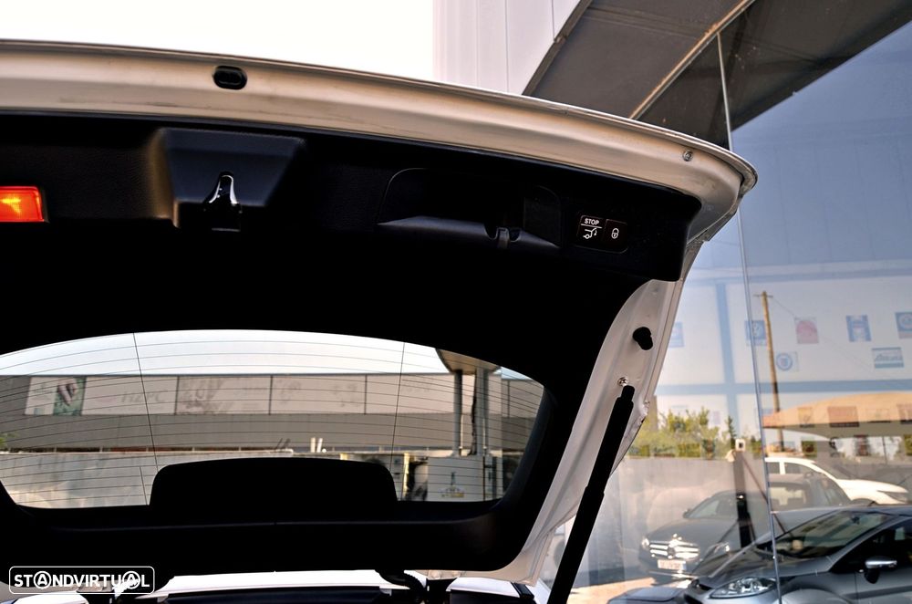 Mercedes-Benz GLC 250 d Coupé AMG Line 4-Matic - 54