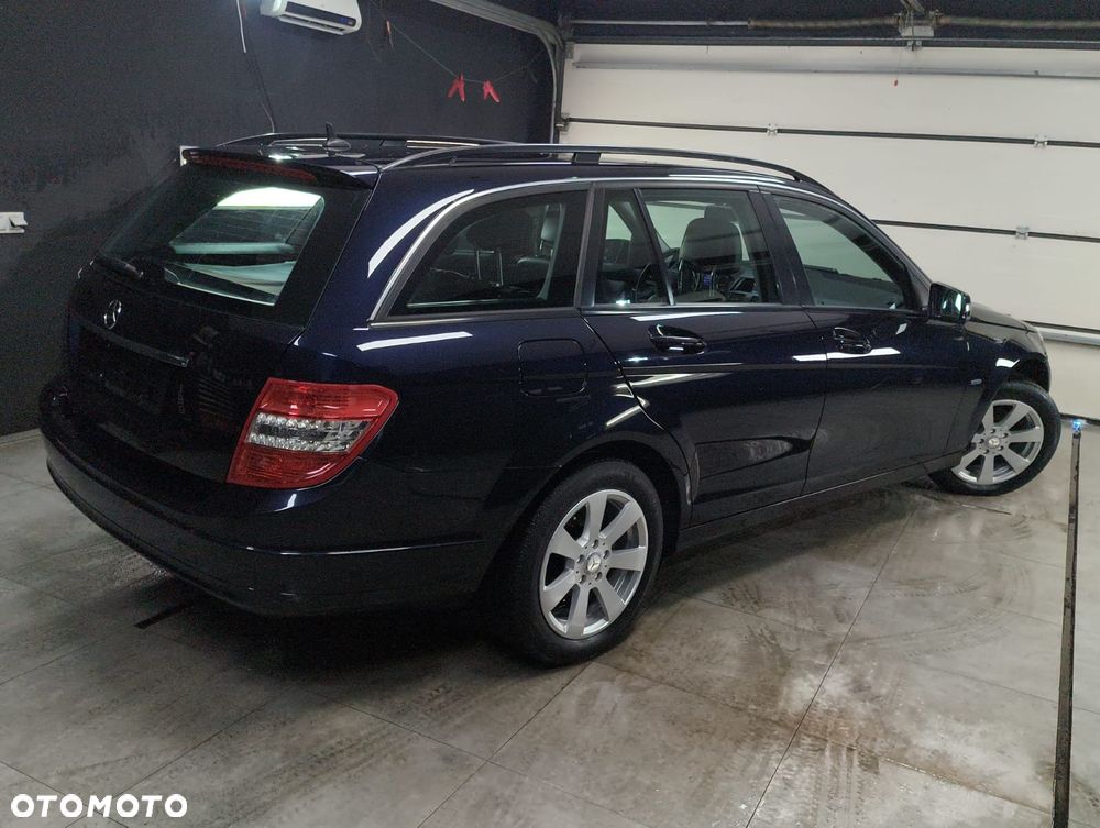 Mercedes-Benz Klasa C 200 CDI DPF BlueEFFICIENCY SPORT EDITION - 17