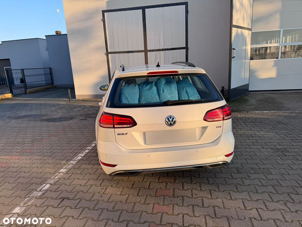 Volkswagen Golf 1.6 TDI SCR DSG Comfortline - 11