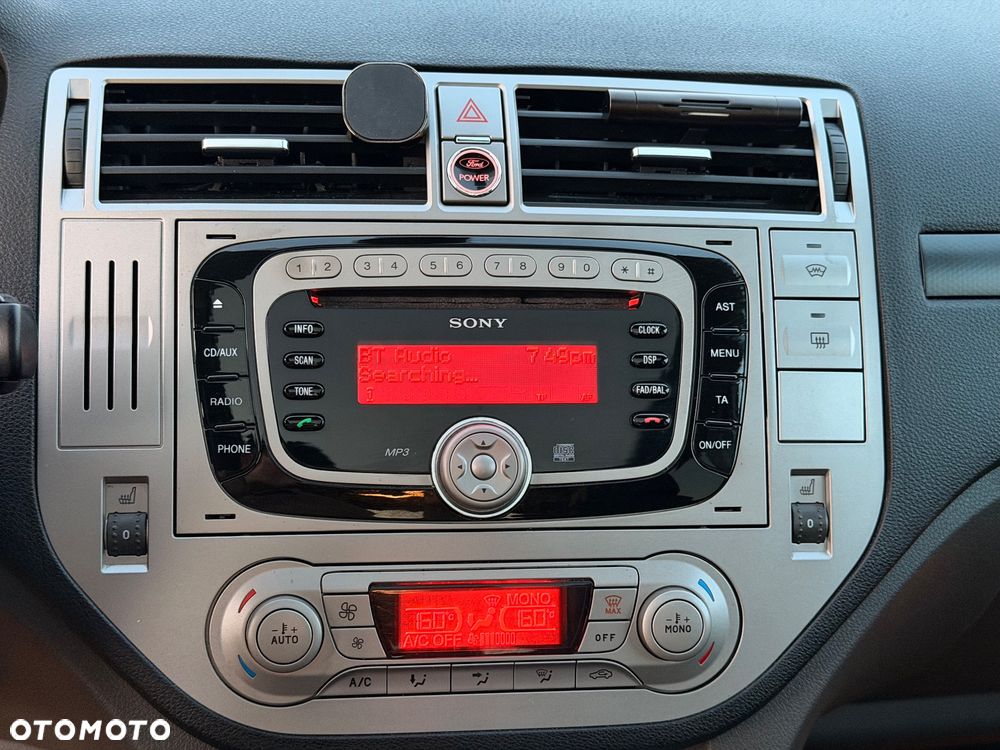 Ford Kuga 2.0 TDCi 4x4 Titanium - 35