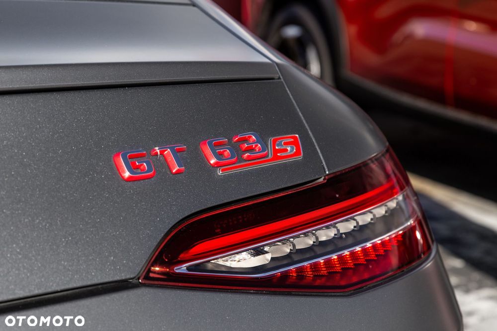 Mercedes-Benz AMG GT - 12