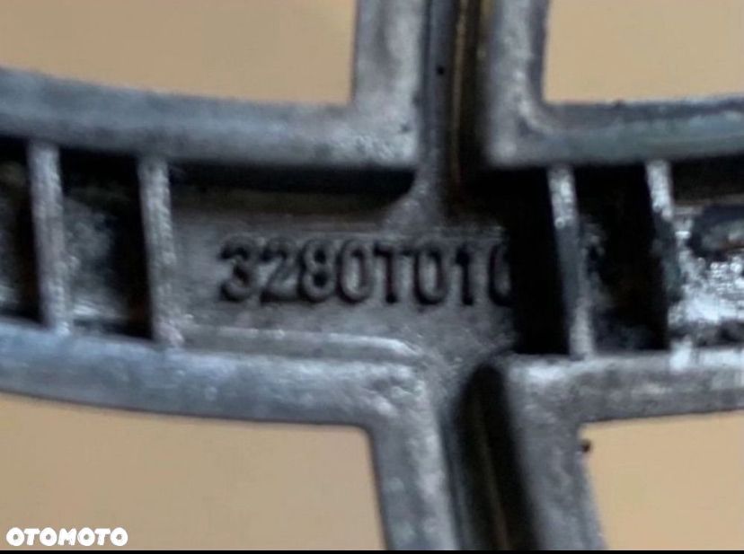3280T010 emblemat znaczek tylnej klapy Toyota corolla e12 - 3