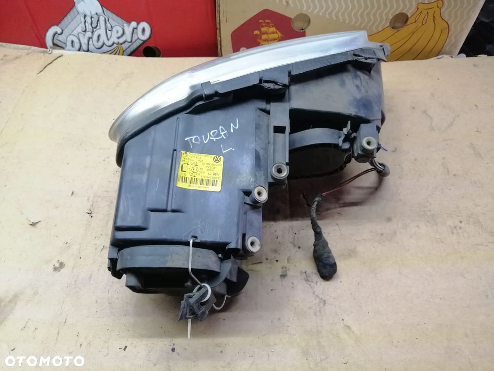 Volkswagen Touran Caddy lampy przód Xenon komplet - 3