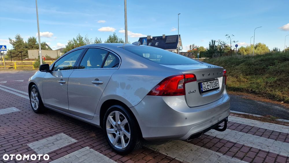 Volvo S60 D4 Summum - 18