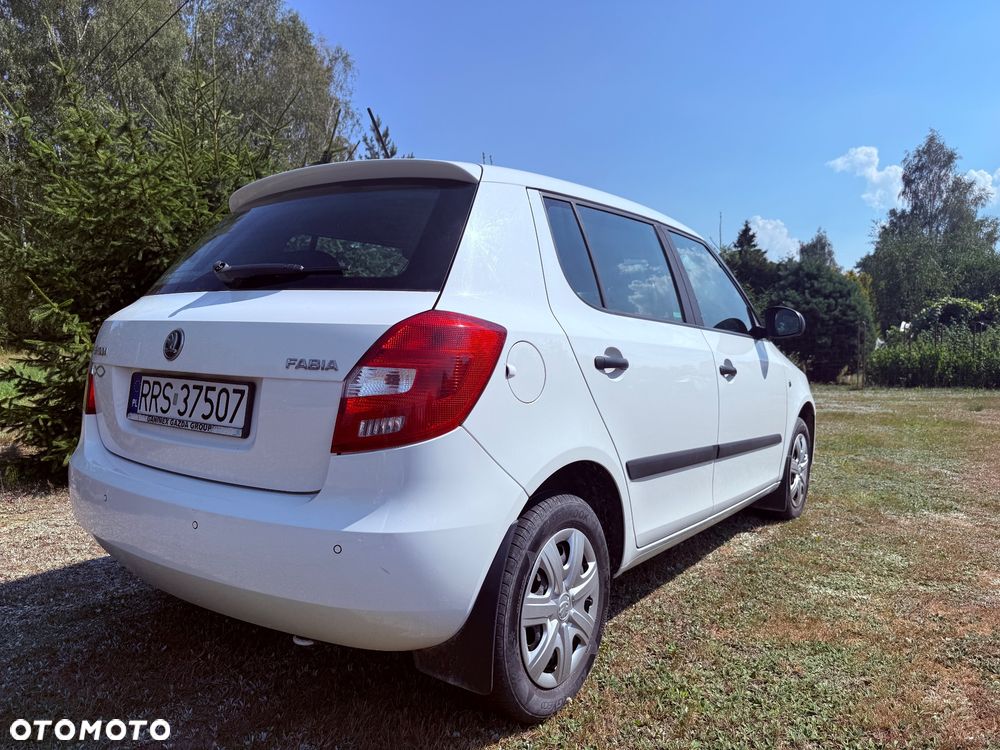 Skoda Fabia 1.4 16V Active Plus - 5