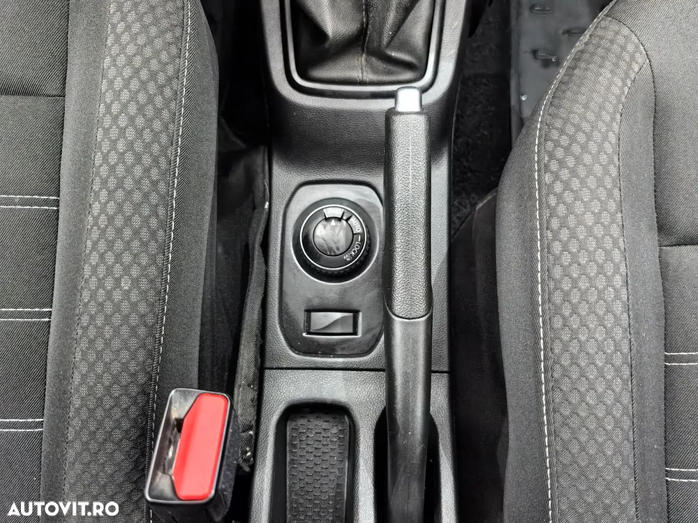 Dacia Duster 1.5 Blue dCi 4WD Comfort - 11