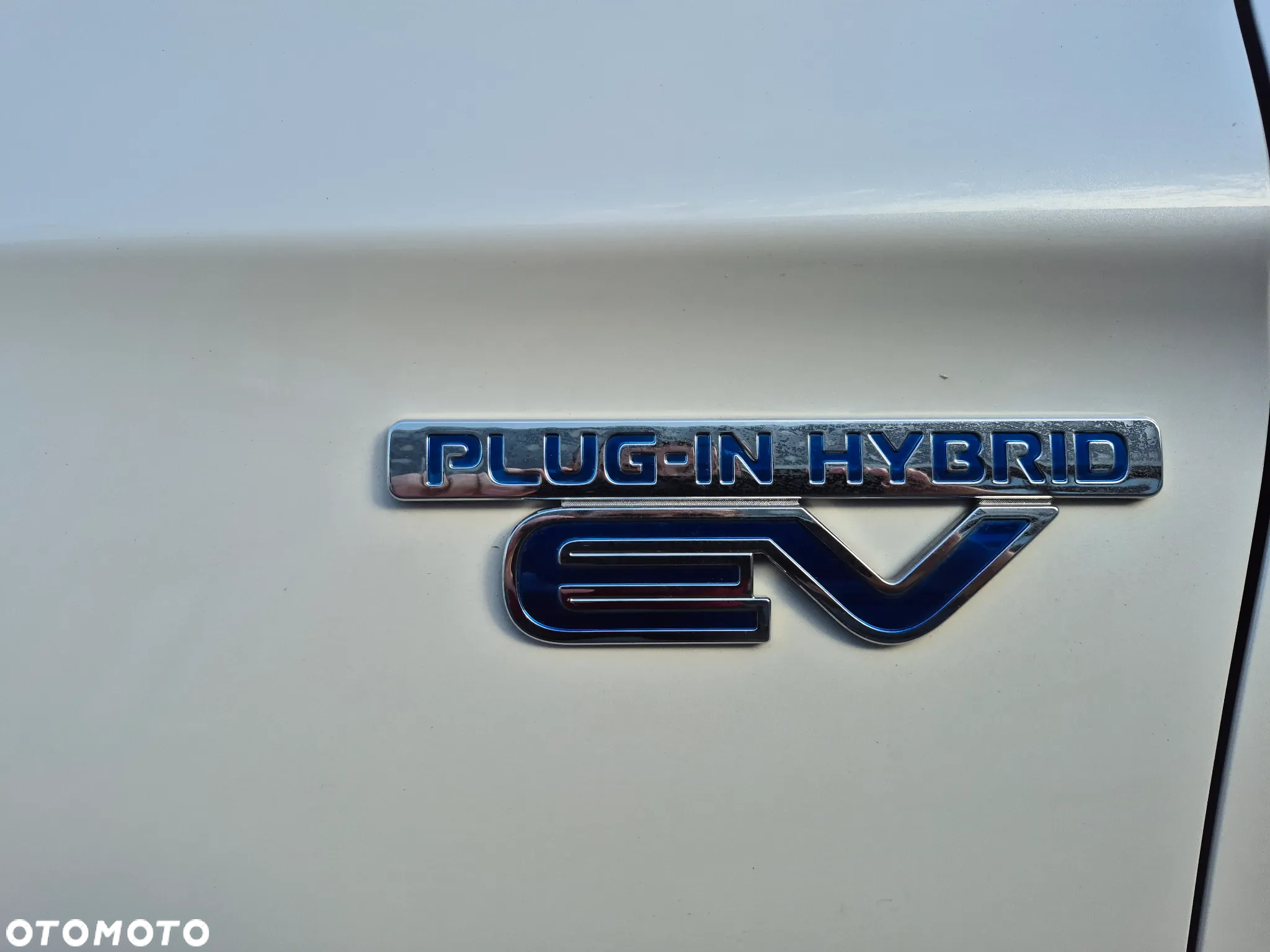Mitsubishi Outlander 2.4 4WD Plug-In Hybrid Diamant - 18