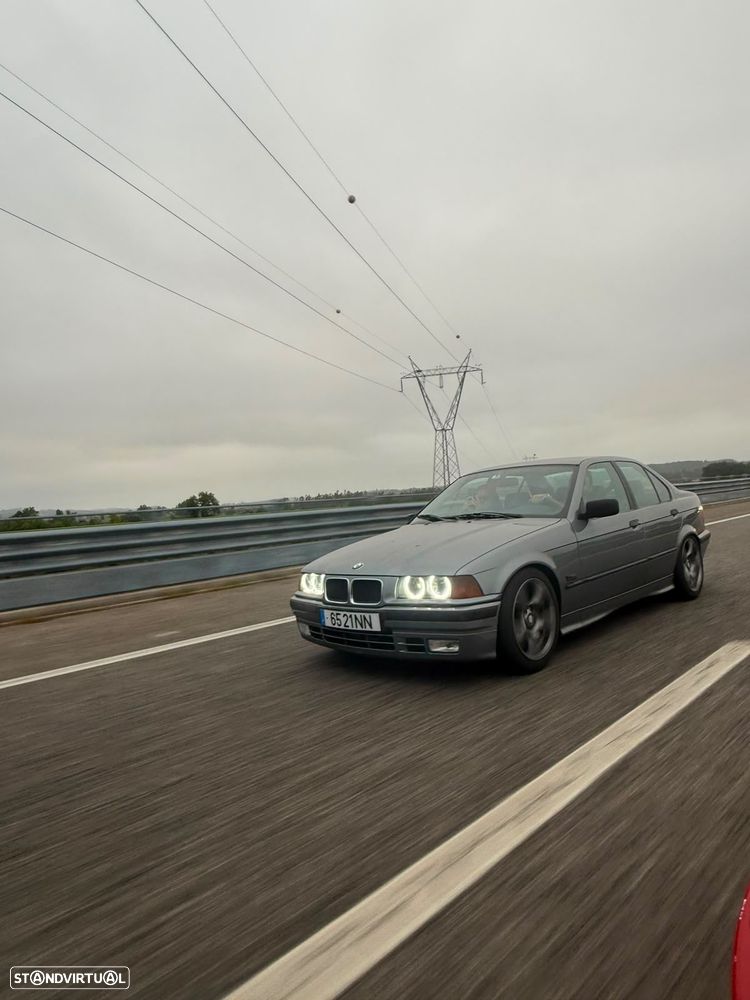 BMW 318