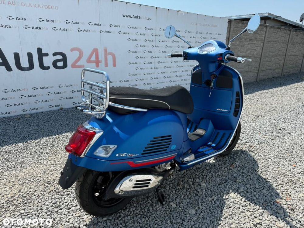 Piaggio Vespa - 5