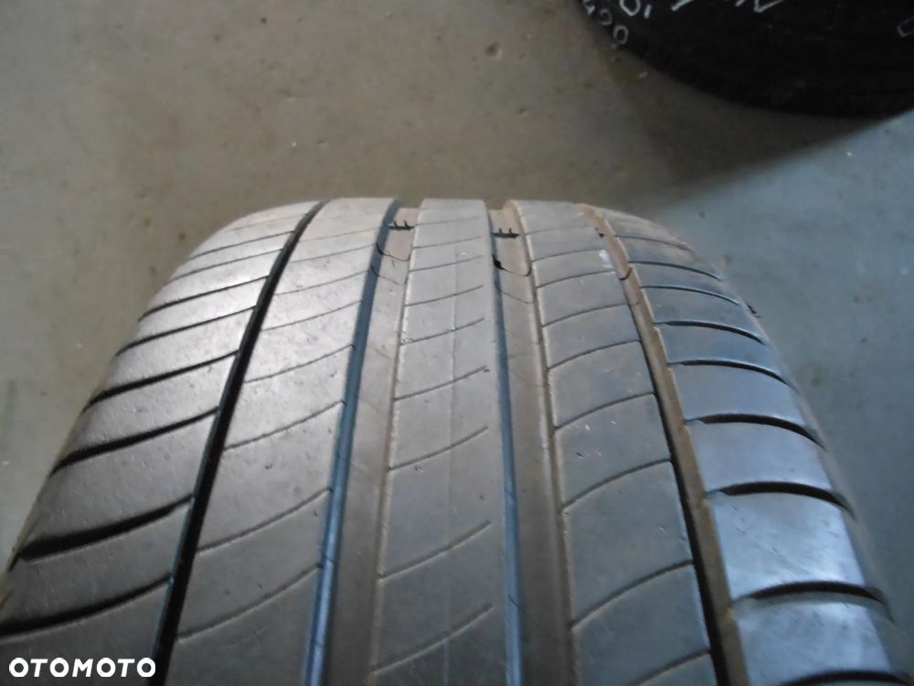 OPONA POJEDYNKA 245/45R19 MICHELIN PRIMACY 3 DOT 0921 7.7MM - 2