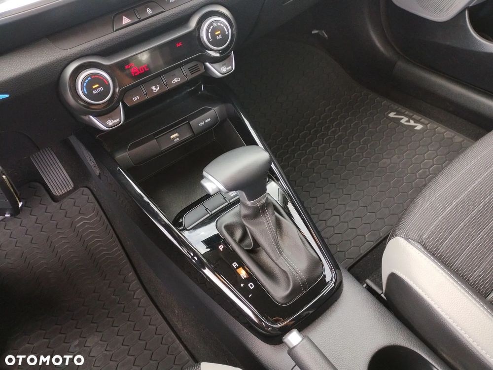 Kia Stonic 1.0 T-GDI L DCT - 15