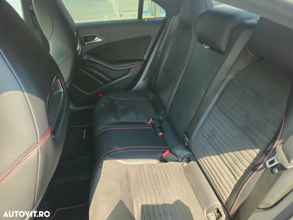 Mercedes-Benz CLA - 10