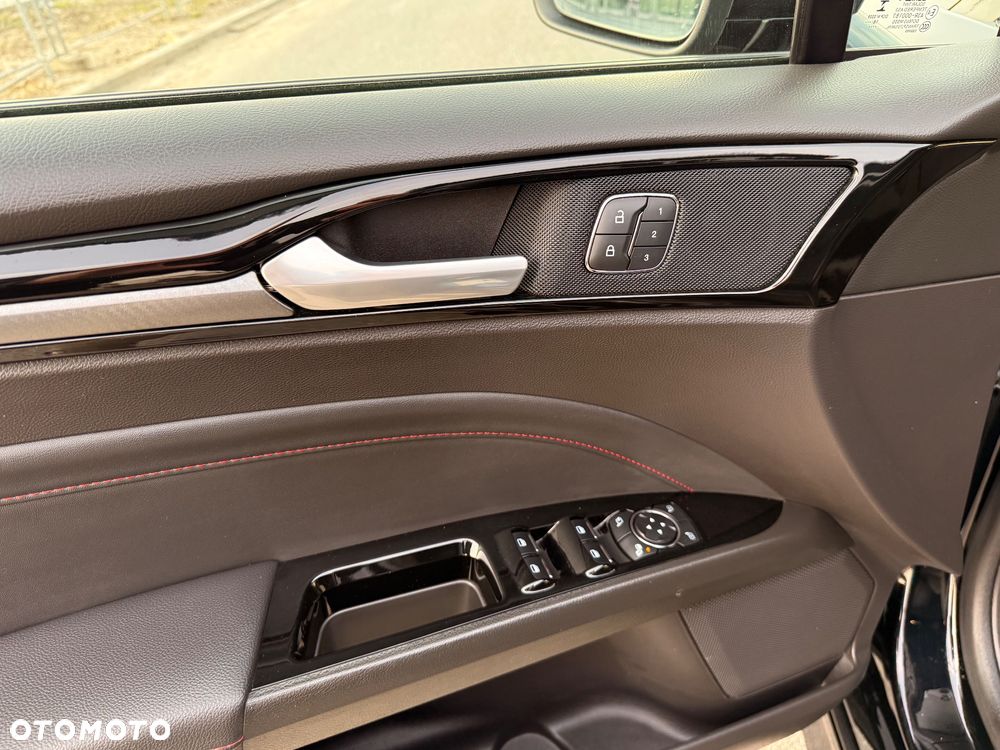 Ford Mondeo 2.0 EcoBlue ST-Line X AWD - 34