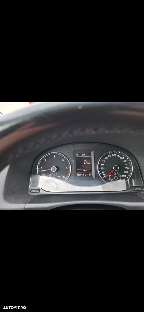 Volkswagen Touran 1.6 TDI Comfortline - 8