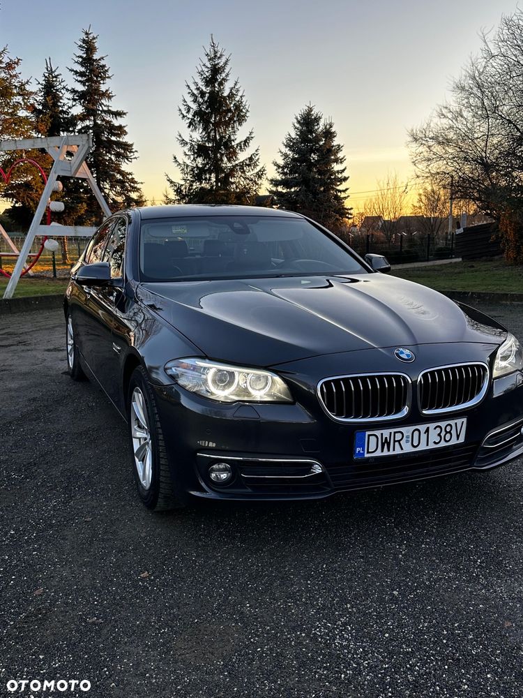BMW Seria 5 520d Luxury Line - 1