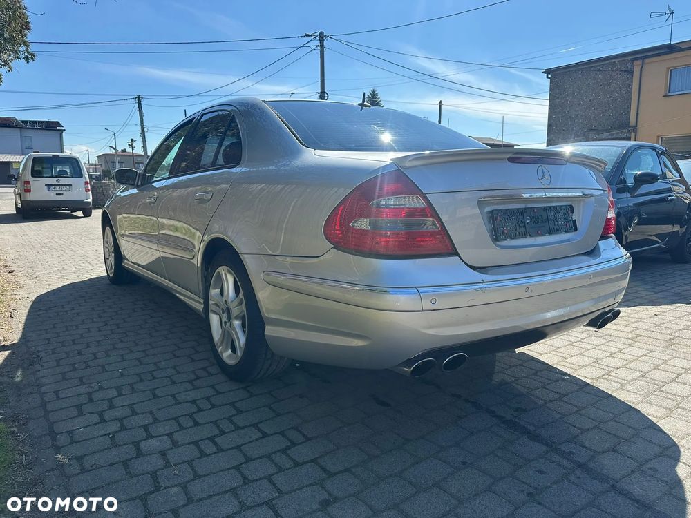 Mercedes-Benz Klasa E - 4