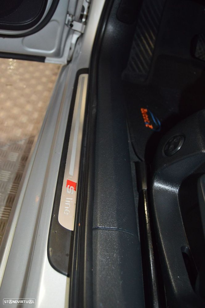 Audi A6 2.0 TDI S-line Multitronic - 34