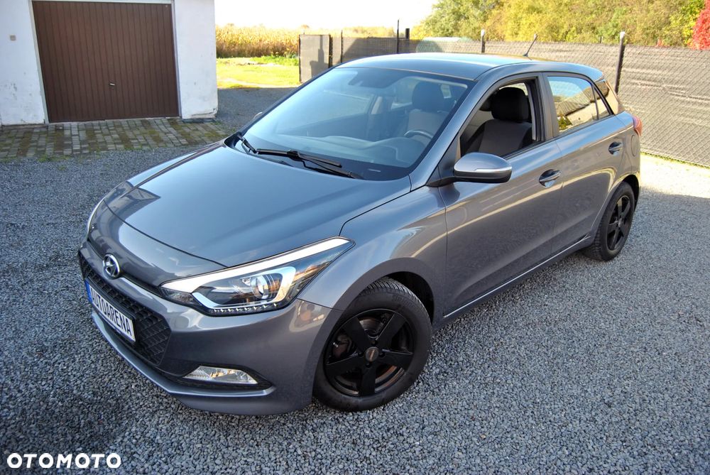 Hyundai i20 1.4 Premium - 13