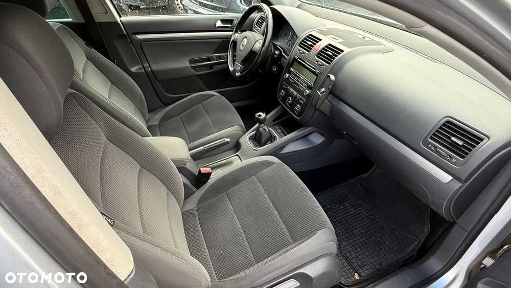 Volkswagen Golf V 1.9 TDI Comfortline - 9